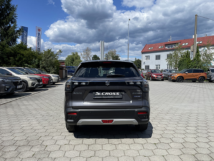 S-Cross