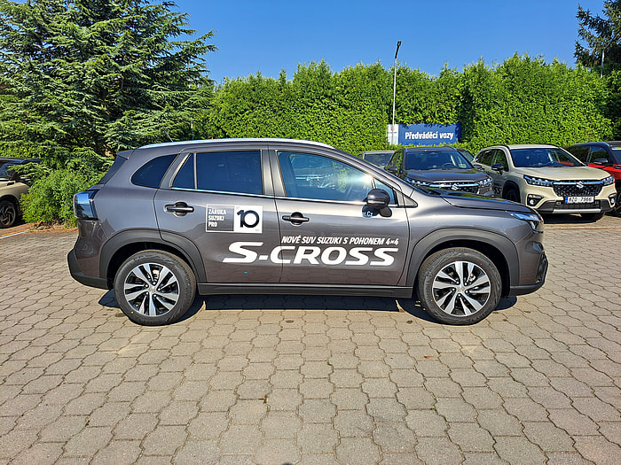 S-CROSS