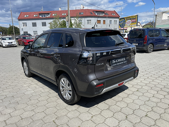 S-Cross