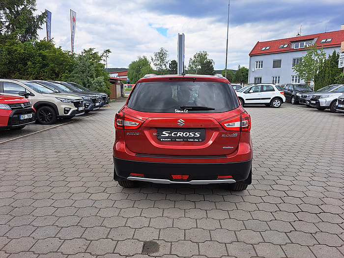 S-Cross