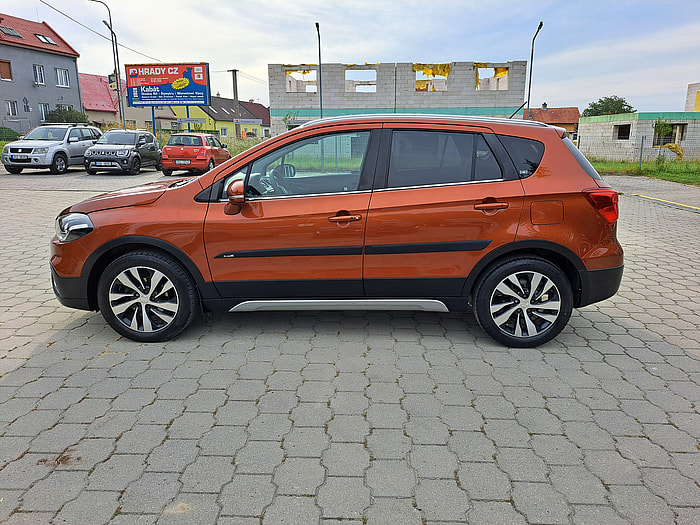 S-Cross