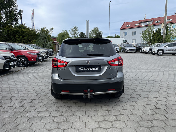 S-Cross