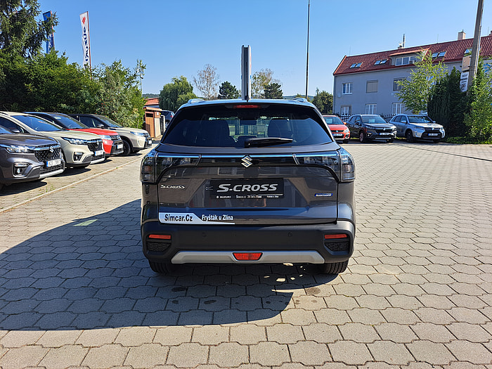 S-CROSS