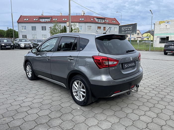 S-Cross