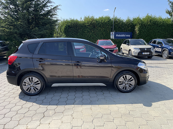S-Cross