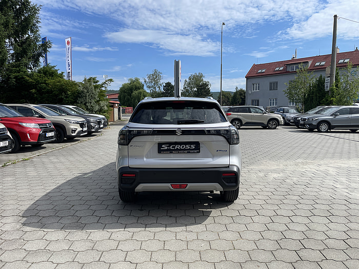 S-Cross