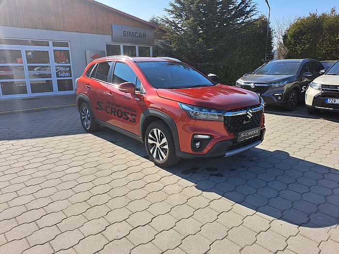 S-CROSS
