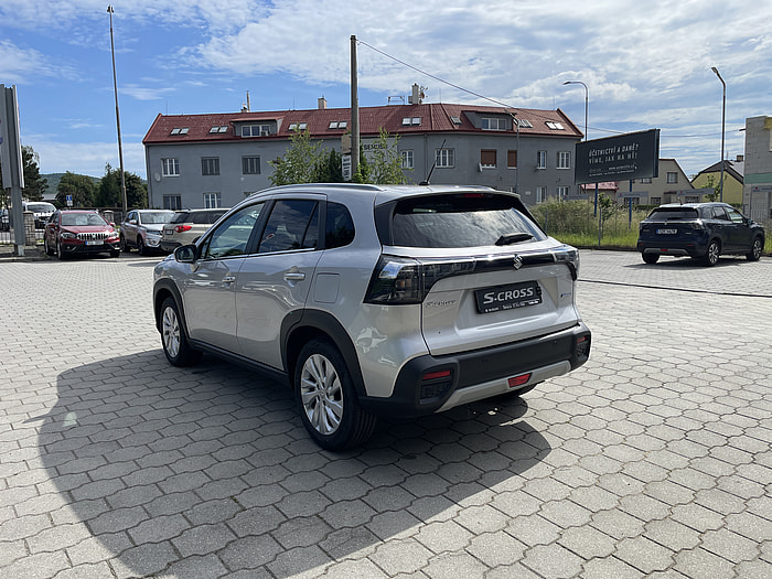 S-Cross