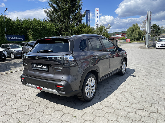S-Cross
