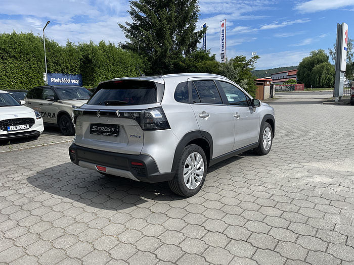S-Cross
