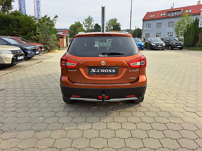 S-Cross